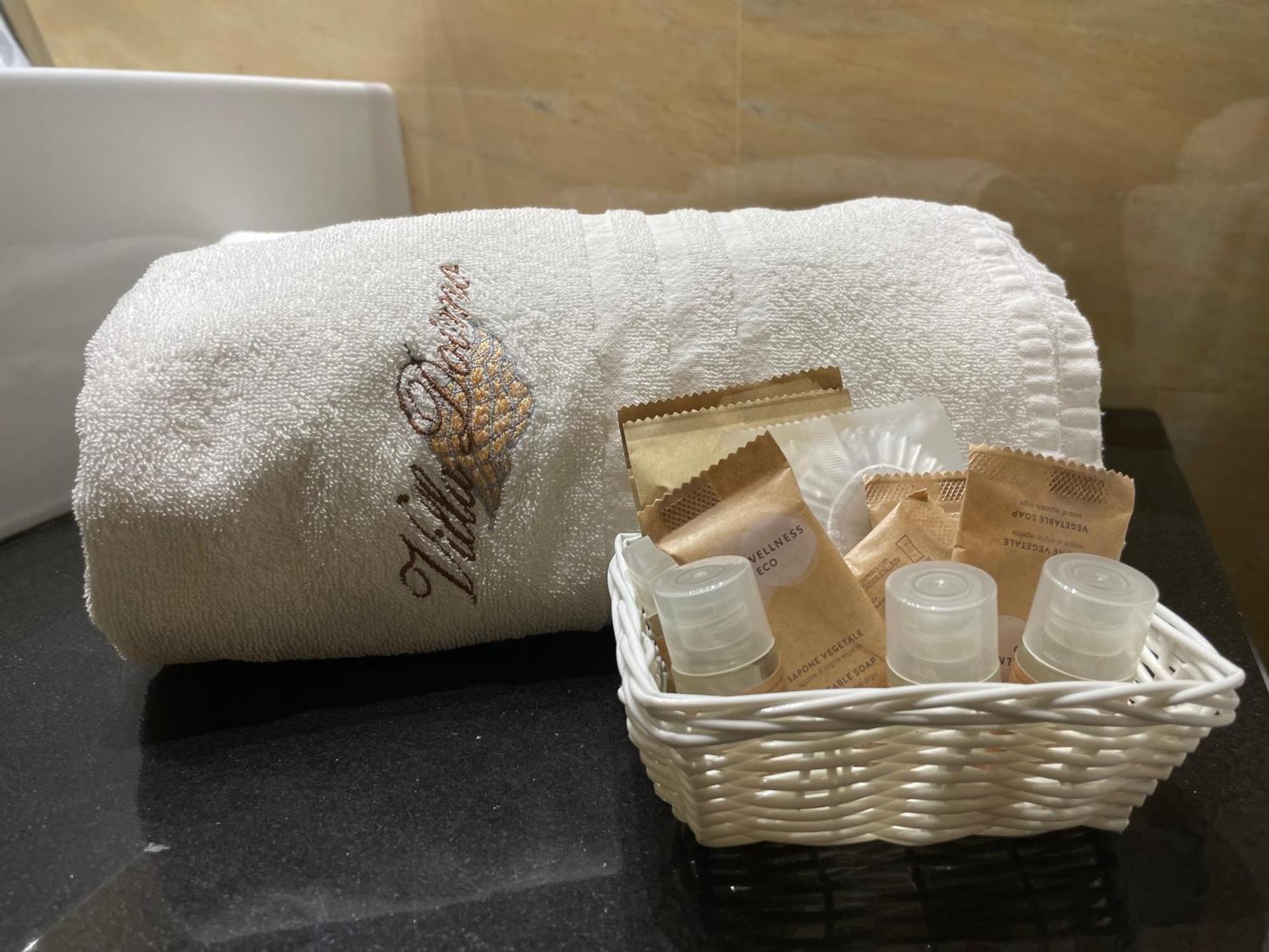 Hotel Villa Doimo Lignano Sabbiadoro Buitenkant foto