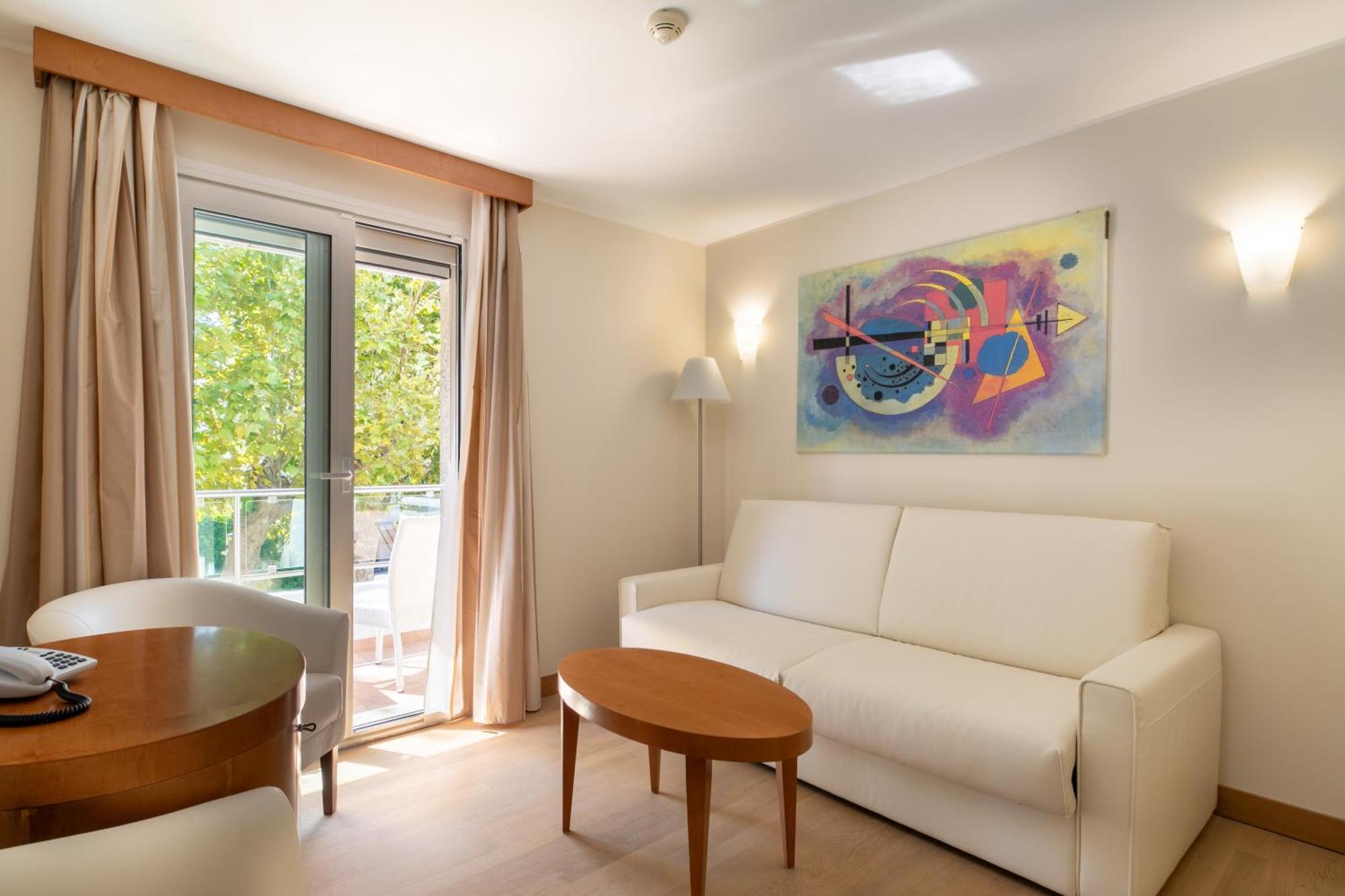 Hotel Villa Doimo Lignano Sabbiadoro Buitenkant foto