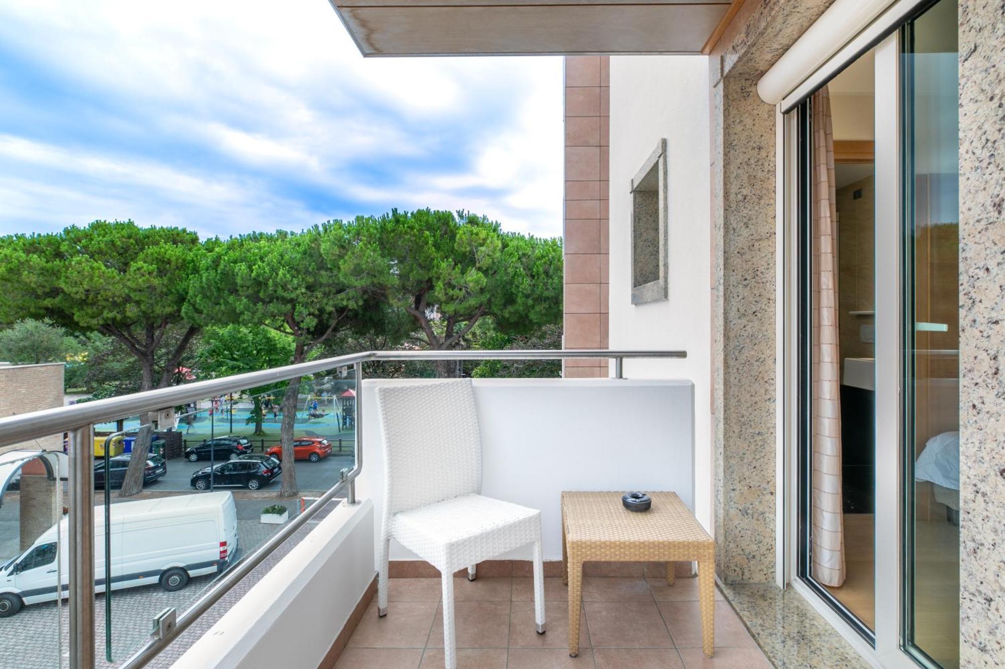 Hotel Villa Doimo Lignano Sabbiadoro Buitenkant foto