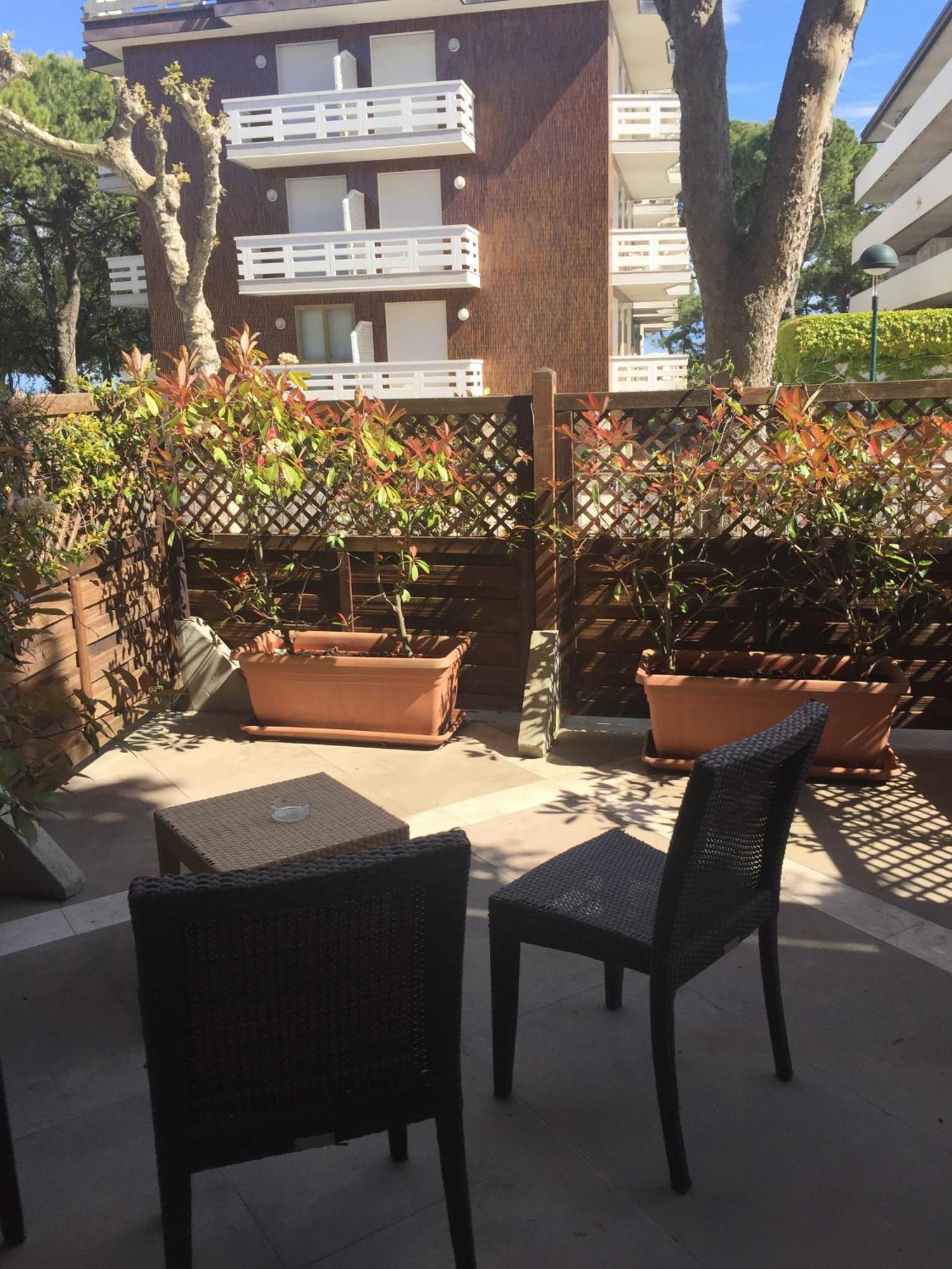 Hotel Villa Doimo Lignano Sabbiadoro Buitenkant foto